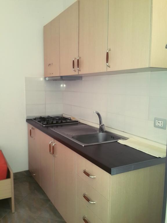 Velaj Apartments Orikum Eksteriør bilde